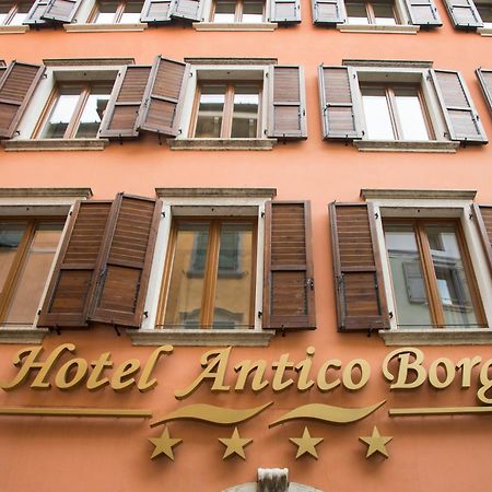Hotel Antico Borgo Riva del Garda Esterno foto