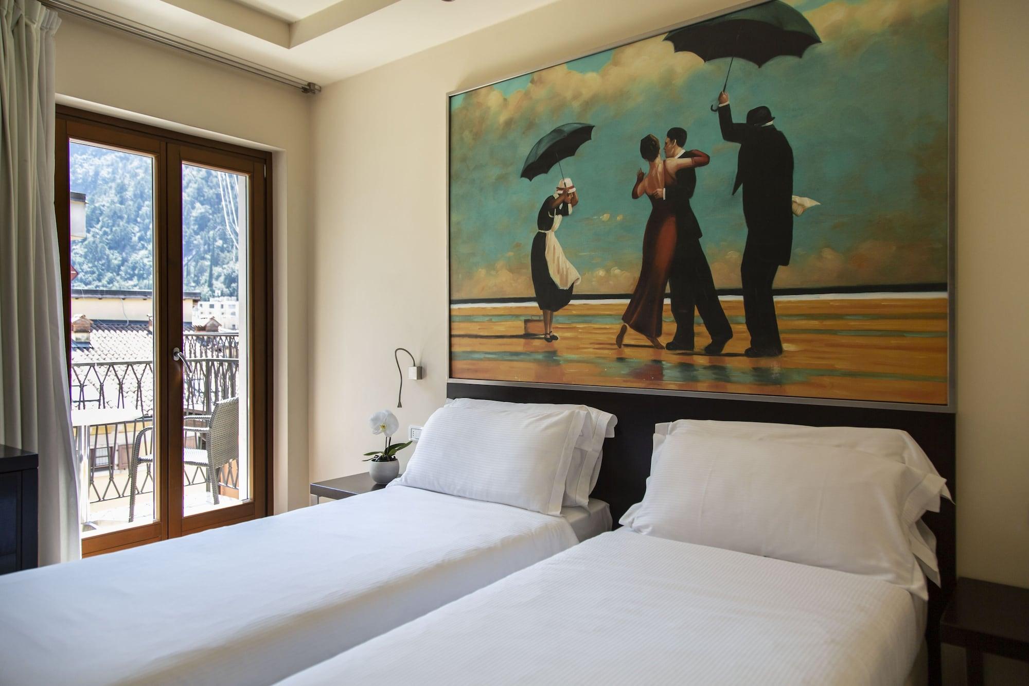Hotel Antico Borgo Riva del Garda Esterno foto